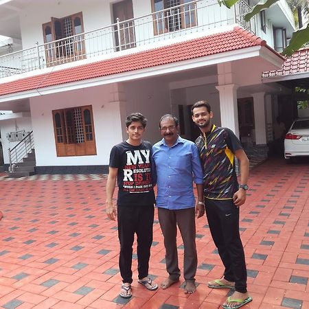 Grace Guest Home Thrissur Εξωτερικό φωτογραφία